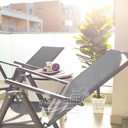 Roapart Riva Studiouri Si 2-3 Cu -parcare Privata Διαμέρισμα Mamaia