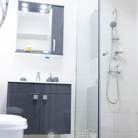 Roapart Riva Studiouri Si 2-3 Cu -parcare Privata Διαμέρισμα Mamaia