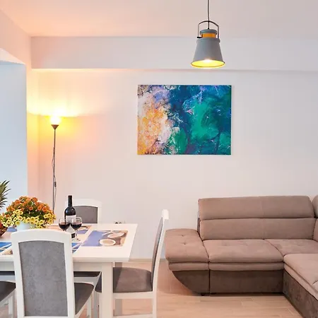 Διαμέρισμα Roapart Riva Studiouri Si 2-3 Cu -parcare Privata *