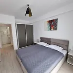 Apartament Roapart Riva Studiouri Si 2-3 Cu -parcare Privata *