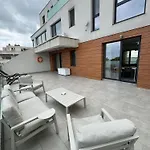 Apartament Roapart Riva Studiouri Si 2-3 Cu -parcare Privata