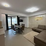 Roapart Riva Studiouri Si 2-3 Cu -parcare Privata Apartment *
