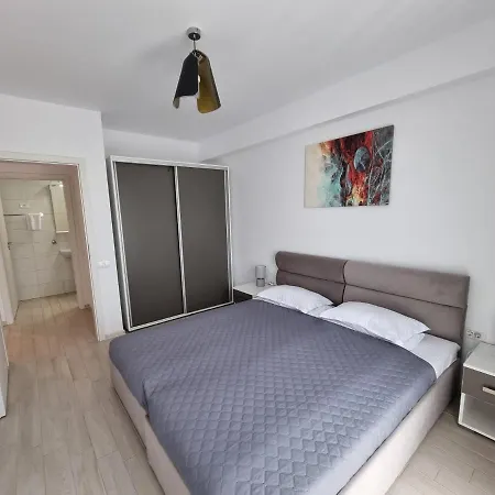 Apartment Roapart Riva Studiouri Si 2-3 Cu -parcare Privata *