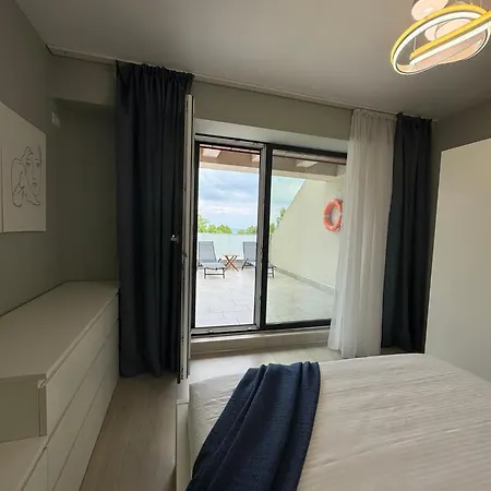 Roapart Riva Studiouri Si 2-3 Cu -parcare Privata