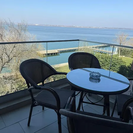 Apartament Roapart Riva Studiouri Si 2-3 Cu -parcare Privata Mamaia