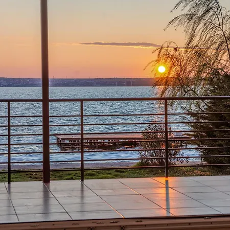 Roapart Riva Studiouri Si 2-3 Cu -parcare Privata Apartament Mamaja