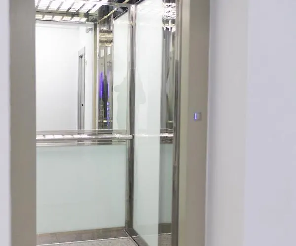 Roapart Riva Studiouri Si 2-3 Cu -parcare Privata 아파트 마마이아