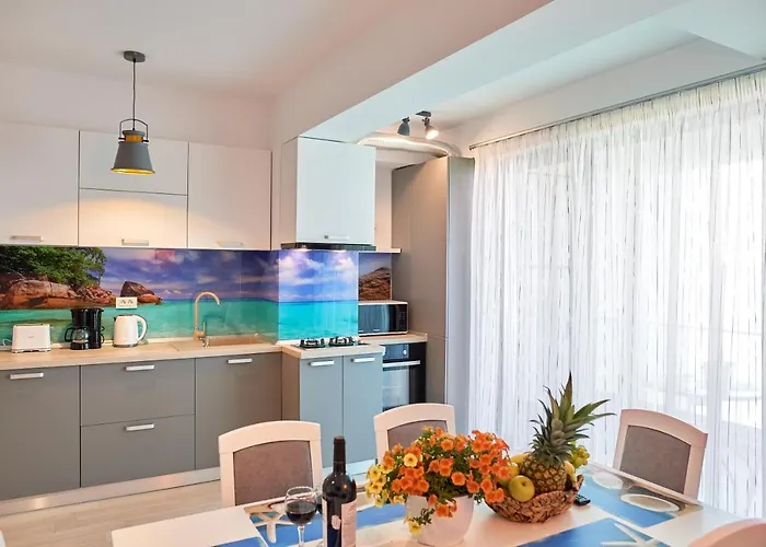 아파트 Roapart Riva Studiouri Si 2-3 Cu -parcare Privata *