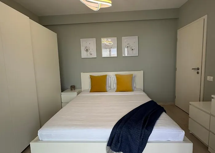 Roapart Riva Studiouri Si 2-3 Cu -parcare Privata 아파트 마마이아