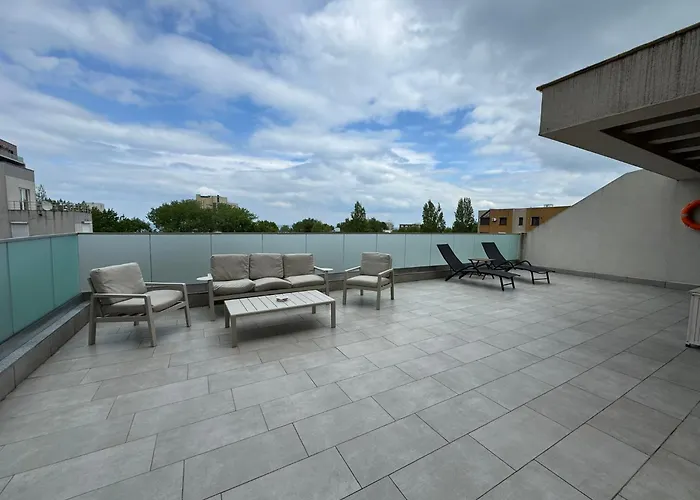 Roapart Riva Studiouri Si 2-3 Cu -parcare Privata *
